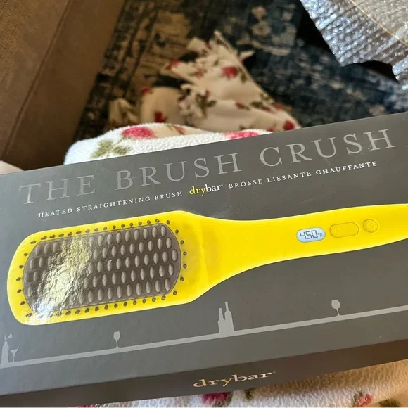 NWT Drybar The Brush Crush Heated Straightening Brush Amazon.com: Drybar The Baby Brush Crush Mini Heated  main image 3